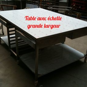 table avec échelle